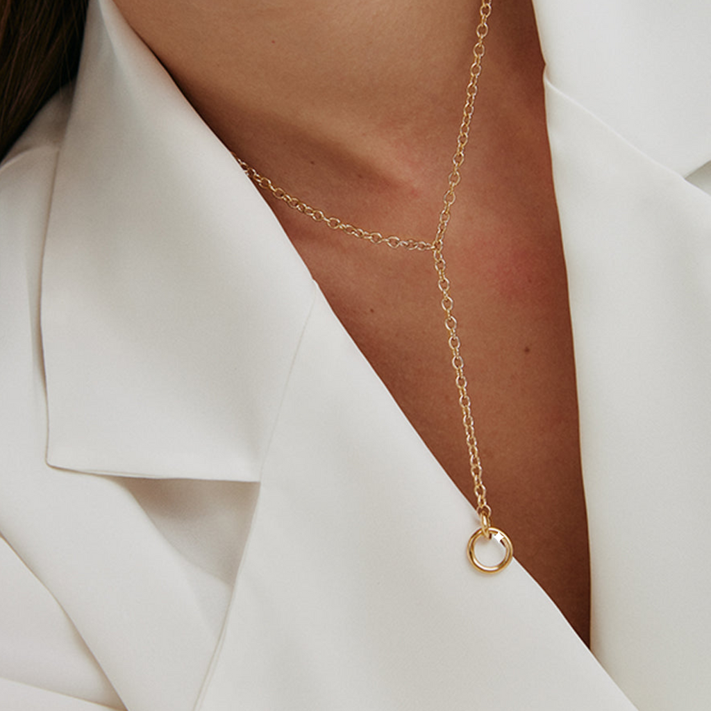 Comment reconnaître un bijou en plaqué or ou en argent 925 de qualité - KUBE STORE