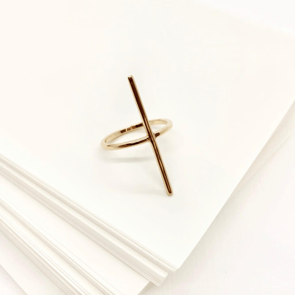 L'histoire et la signification des bijoux plaqués or à travers les époques - KUBE STORE